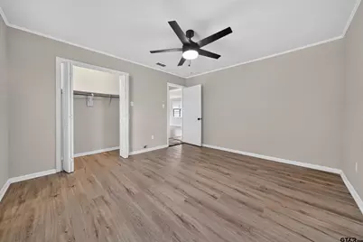 209 W South Street, Lindale, TX 75771 - Photo 15