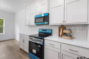 2049 Jackie Ave, Tyler, TX 75701 - Photo 15
