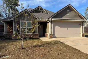 2910 Meadow Brook, Tyler, TX 75701 - Photo 1