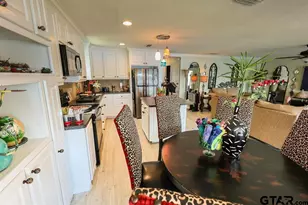 851 Lakeview, Jefferson, TX 75657 - Photo 31