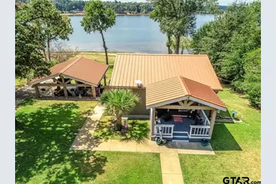 851 Lakeview, Jefferson, TX 75657 - Photo 3