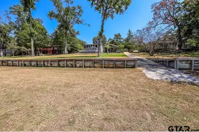 851 Lakeview, Jefferson, TX 75657 - Photo 19