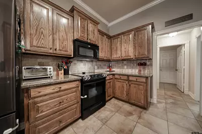 16594 Beauregard Drive, Tyler, TX 75703 - Photo 11