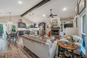 186 Pleasant Hill Ln, Holly Lake Ranch, TX 75765 - Photo 5