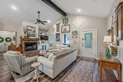 186 Pleasant Hill Ln, Holly Lake Ranch, TX 75765 - Photo 5