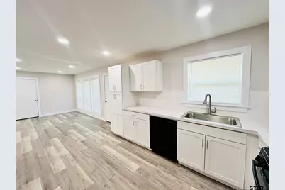 2116 Pine Crest, Tyler, TX 75701 - Photo 25