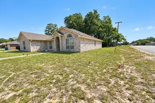 501 Noah Ln, Lindale, TX 75771 - Photo 5