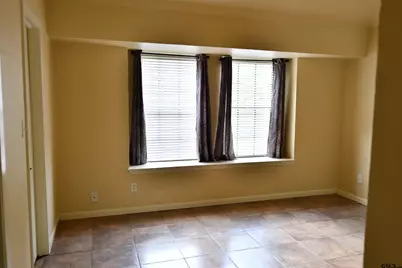 1725 Eaglewood, Tyler, TX 75703 - Photo 7