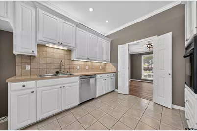 705 Elmridge Dr, Tyler, TX 75703 - Photo 13
