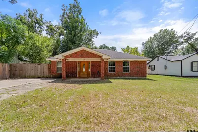 306 1/2 Jordan St, Tyler, TX 75702 - Photo 1