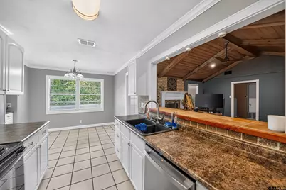 2506 Merry Lane, Tyler, TX 75701 - Photo 5