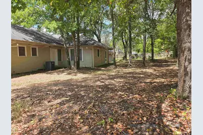 602 Dallas St, Jacksonville, TX 75766 - Photo 3