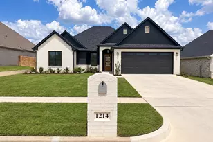 1214 Golden Eagle Wy, Whitehouse, TX 75791 - Photo 1