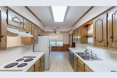 4915 Pine Knoll, Tyler, TX 75703 - Photo 11