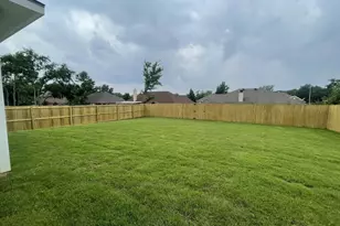110 S Rainbow Dr, Whitehouse, TX 75791 - Photo 17