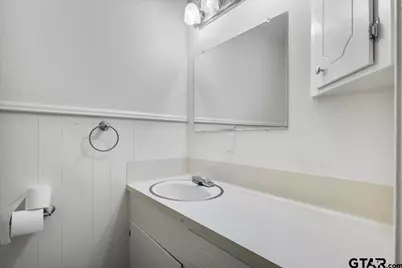 202 Sherwood Dr, Longview, TX 75605 - Photo 19