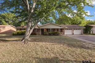 202 Sherwood Dr, Longview, TX 75605 - Photo 1