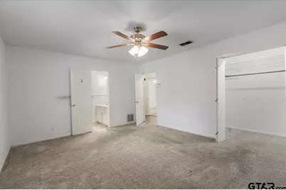 202 Sherwood Dr, Longview, TX 75605 - Photo 15