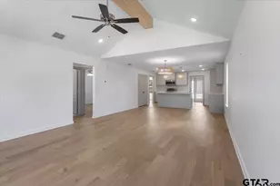 912 Nell Ave, Tyler, TX 75701 - Photo 5