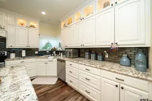 134 Morrison, White Oak, TX 75693 - Photo 13