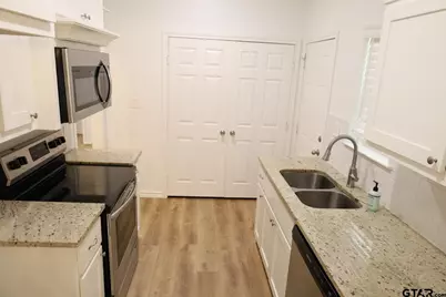129 Dr Mlk Jr Dr, Gladewater, TX 75647 - Photo 11