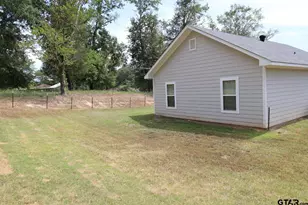 129 Dr M.L.K. Jr Dr, Gladewater, TX 75647 - Photo 33