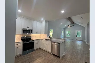 1212 N Albertson Ave, Tyler, TX 75702 - Photo 5