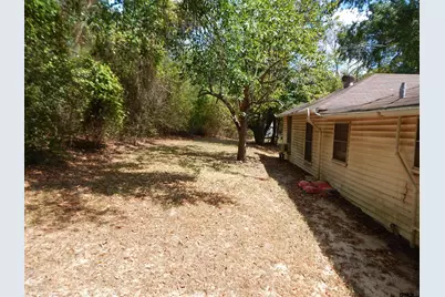 715 Clark St, Gilmer, TX 75644 - Photo 5