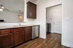 6143 Hamilton Mdws Wy, Tyler, TX 75703 - Photo 9