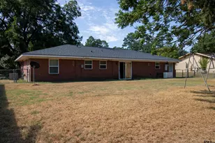 217 Texas Ave, Gilmer, TX 75645 - Photo 25
