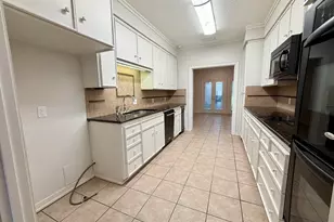 1022 Troup Hwy, Tyler, TX 75701 - Photo 13