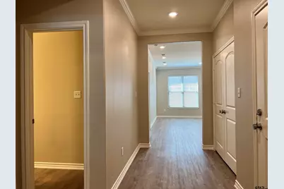 4300 Huntingtower Dr #202, Tyler, TX 75707 - Photo 3