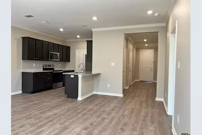 4300 Huntingtower Dr #202, Tyler, TX 75707 - Photo 9