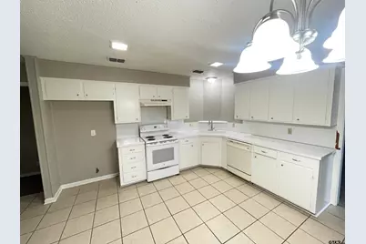 410 S Carriage Drive, Tyler, TX 75703 - Photo 13