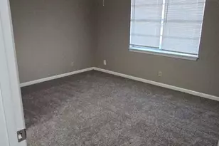 410 S Carriage Dr, Tyler, TX 75703 - Photo 7