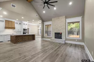 19454 Cedarpark Pl, Lindale, TX 75771 - Photo 11