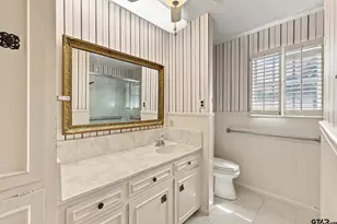 2701 Fairfax Dr, Tyler, TX 75701 - Photo 17
