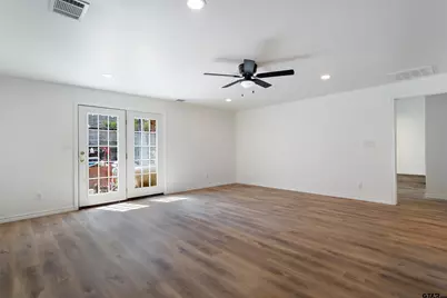 500 W Vance, Tyler, TX 75702 - Photo 15