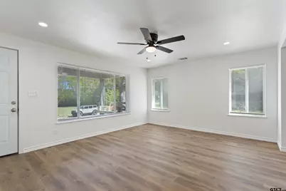 500 W Vance, Tyler, TX 75702 - Photo 9