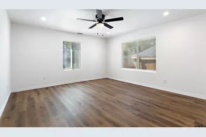 500 W Vance, Tyler, TX 75702 - Photo 25