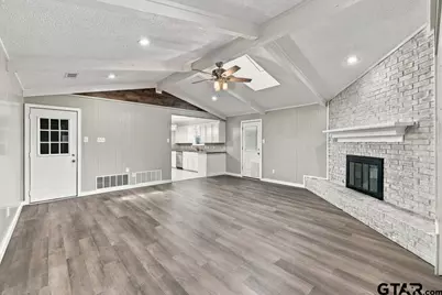 3724 Linda Kaye Dr., Longview, TX 75604 - Photo 7