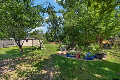 511 Southcreek, Chandler, TX 75758 - Photo 39