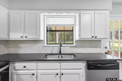 114 Forest South Drive, Whitehouse, TX 75791 - Photo 15
