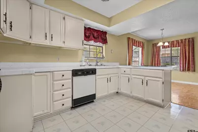 5820 Foxcroft Rd., Tyler, TX 75703 - Photo 17