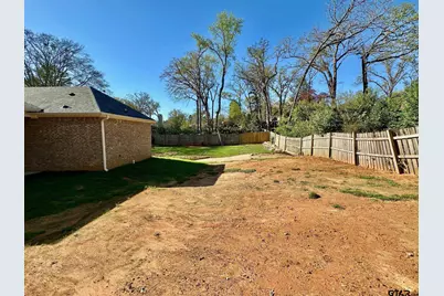 1126 Pollard Dr, Tyler, TX 75701 - Photo 37
