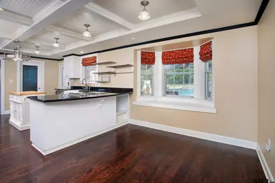 18722 Ridgeline Rd, Tyler, TX 75703 - Photo 9