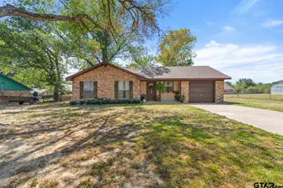 207 Alabama St, Van, TX 75790 - Photo 1