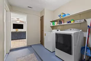 207 Alabama St, Van, TX 75790 - Photo 21
