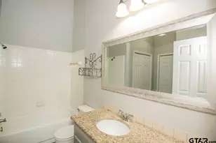 5831 Hollytree Dr, Tyler, TX 75703 - Photo 17