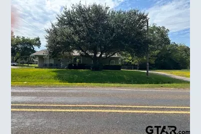 305 S Price St, Troup, TX 75789 - Photo 1